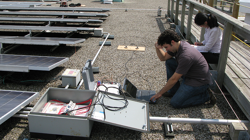 Energy Efficiency & Renewables