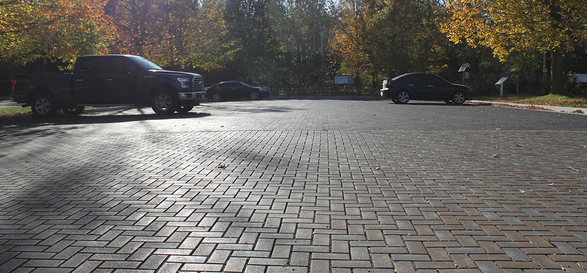 green parking lot at Kortright Centre