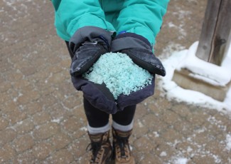 Are there eco-friendly alternatives to road salt?