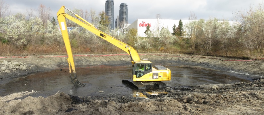 Water-Absorbing Polymer Assisted Mechanical Dredging